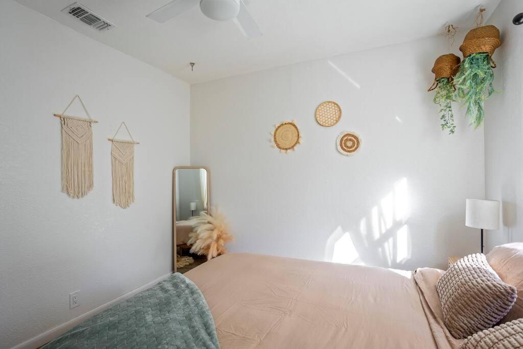Cozy Lakefront Home W/ Pool -7 Mins From Legoland 温特黑文 外观 照片