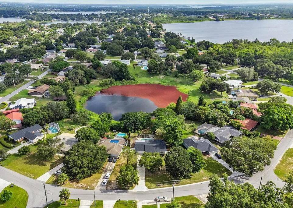 Cozy Lakefront Home W/ Pool -7 Mins From Legoland 温特黑文 外观 照片